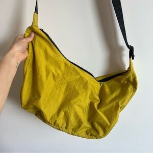 Baggu large crescent bag crossbody Sour yellow